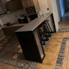 İskandinav cam bar masaları şarap dolabı ışık lüks mutfak mobilyaları ev yüksek bar masa oturma odası kanepe kayrak büfe büfe