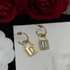 Orecchini con lucchetti d'oro Hoops Stalloni di design Retro Earring Women Diamond Jewelry SP2 Fashion Luxury Letter Hoop Vintagearings MENS EARGINE CYD24040902