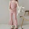 女の赤ちゃんセットトップスパントサマースーツアイスシルク薄い子供の縞模様のキャミソールベルパンツトワイス240408