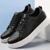 Casual Shoes Man äkta läderhiss 6 cm lift sneakers högre för män dolda klackar sport