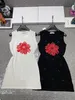 Ny 2024 Designer Fashion Summer Red Flower Lady Elegant Sticked Dress Women Round Neck Sheevess Sequin Embroidery Dresses