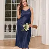 Nightgown de soie de nuit pour femmes pour femmes robe nocturne satin lâche porte à la maison en taille plus à la taille de la nuit sexy