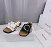 Khaite Thompson Flides de couro Flides Slipers Xe Slipon Sandals Sapatos Sapatos de couro genuíno Aberto dos dedos casuais para mulheres L2499902