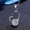 Sier Love S925 Valentines Day Pendant Female Gives Girl Girl Friend Sier Halsband Två Mosan Stone Halsband Kvinnlig kedjekedja