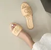 Leather Mid Heel Embroidered Sandals Women Slippers Designer Sandal Lady Wedding Party Slides Flats Ankle Buckle Rubber Summer Beach Sexy Chunky Heels