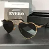 Popular explosivo masculino ladies designers de luxo de luxo Óculos de sol exclusivos design de forma de coração moda superestrela