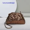 BOTEGAVENETA Mini / Teen / Classic Pouche Intrecciato Cuir Clutch Designer Womens Famous Italian Luxury Brand Largeth 22CM / 31CM / 40CM MAGNETIN Cadre Fermeure YI-23QN