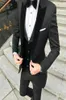 Новый дизайнер Black Groom Tuxedos Mens Wedding Suits Velevt
