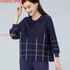 Damesblouses miyake-single borsten geplooide jas voor vrouwen rond kraag lantaarn mouw veer en herfst vestiging