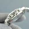 Regarder des montres pour hommes de mouvement de quartz avec métro de bracelet Diamond Business Montre de Luxe STRAP RACKABLE