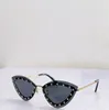 Cat Eye Sunglasses Crystal Studs Black Gray Ladies Summer Shades Sonnenbrille Occhiali da sole UV400 Eyewear with Box1061887