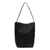 Märke handväskedesigner säljer kvinnors väskor till 65% rabatt rad nylon hinkväska n/s hög kapacitet på en axel handväska pursar handväskor
