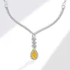 Ins Hot Selling Fashion Elegance Luxury et Full Diamond Droplet Collier polyvalent simple chaîne de clavicule simple