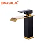 Robinets de lavabo de salle de bain Bakala Golden / Black Waterfall Faucet Brass Bassin Mixin Tap Cold Raindeur