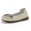 Casual schoenen 2024 lente en zomer zachte bodem lage hakken dames etnische stijl bloemen vrouwen flats