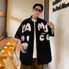 Casual shirts voor heren 2024 Zomer modebrief afdrukken Men shirt shirt korte mouw trend oversized Korean streetwear retro losse y2k t