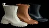 Luxurys Designer Frauen Regenstiefel England Stil wasserdicht welly PVC Wasserregen Schuh Reißverschluss Vintage Quadratschuhe Fashion KN7332444