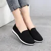 Dance Shoes 2024 Flats Women Comfortable Knitted Slip-on Women's Loafers Ladies Platform Creepers Grandmother Mom Sport Sneakers