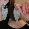 Orecchini penzolanti Shiny Rhinestone Long Nappel Drop per donne Girls Sweet Big Heart Crystal Wedding Jewelry Bijoux