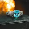 Cluster Rings Sea Blue Treasure Clother Cutting 925 Серебряное кольцо с высоким углеродным бриллиантом с уникальным дизайном ювелирных изделий