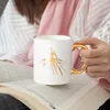 Tasses créatives de lait en céramique tasse d'amour motif de tenue de tenue de tenue dorée compliquant la poignée tasse de bureau de bureau de café ménage décoration de la maison