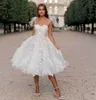 Vestido de noiva curto de renda floral 3D para mulheres comprimento de chá Uma linha de espaguete, vestidos de noiva boêmios