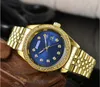 Пара хип -хоп Iced Out мужчины Женские дизайнерские часы с полным бриллиантом кольцо точка кварцевая батарея розовое золото серебряный календарь пятно стальная полоса часы часы часы подарки