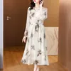 Robes décontractées Femmes boho en mousseline de mousseline florale creux out maxi robe d'été plage de la mode sexy 2024 coréen élégant bodycon part