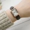 Armbanduhr Fashion Retro Digital Dial Casual Uhren Square Lederband Mode Clock Quarz Armbanduhr für Frauen Geschenk Uhr