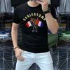 2024 MENS TEES TEES SHIRTS PLUS STORLEK LÖST ÖVERSIDADE KORT SLEEVE PURMALLA BOLLOMMODE DESIGNER Märke Hot Drill Letters Casual Summer Tops Män