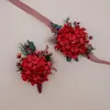 Dekorative Blumen rot getrockneter Rosenhandgelenk Corsage und Boutonniere Hochzeitszubehör Braut Mini -Blumenstärke Dekor für Party