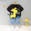 Roupas conjuntos de roupas novas roupas de menino de meninos terno de crianças meninas giroffe Desenho de desenho animado shorts 2pcs/conjuntos de crianças figurinos casuais de traje infantil y240412