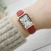 Armbanduhr Fashion Retro Digital Dial Casual Uhren Square Lederband Mode Clock Quarz Armbanduhr für Frauen Geschenk Uhr