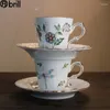 Tazze di piattini viaggiano tazza da caffè latte in ceramica latte di lusso di lusso di tazza turca e set di piattino che si regalo tacano da tè 50 50