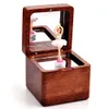 Softalk kan niet helpen om verliefd te worden op Solid Wood Dance Girl Music Box Verjaardag, Kerstmis, Valentijnsdag Gifts