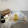 Slippers Cotton Pantons pour femmes en automne et hiver Instagram Home Indoor Anti Slip Chains mignon un mot en peluche Isolation H240412