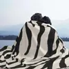 Koce Zebra Print Kreatywny projekt jasnobrązowy miękki flanelowy koc klimat Inspirujący lato vsco pinterest Artsy bramki dziewczęta nastolatek