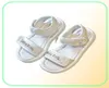 Modeontwerper Girls Sandalen Casaul Beach schoenen 2022 Zomer Nieuw vrouwen Kind Flat Shoes Middle and Big Girl Sandal5048126