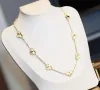 2024 V Gold Material Luxury Quality 10pcs Pendant Necklace With 1,5 cm Flowers Wedding Jewelry Gift Web100