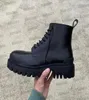 Strike Boots Tractor 20mm منصة الكاحل الحذاء Martin Canvas Leather Lace Up Lever Combat Booties Leather Chelsea Rubber Sole Men WO6427114