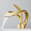 Rubinetti del lavandino da bagno a cascata manico singolo manico a 1 foro rubinetto oro oro in ottone solido miscelatore bacino bacino