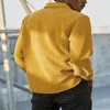 Herren -Gelegenheitshemden Langarm -Hemd Herbst Stell mit gestreiften Textur Patch Tasche Weich atmungsable Pullover für mittlere Länge Top Kleidung