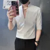 Herren lässige Hemden Vintage Deep V Stand Halsband Halbärmel -Hemd Hemd Summer Slim Fit Korean Design Männliches Kleid Trendy Streetwear