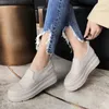 Freizeitschuhe Frauen echte Leder-Slip-On-Ladung Keilplattform Leisure Espadrilles hochwertige weibliche Komfortschuhe Mokassins