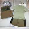 Vêtements de créateurs pour enfants populaires costume de travail en plein air pour bébé