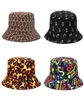 Buckethats lyx designer brev tryck män kvinnor fiskare katt bomull mode antisun hattar bob vintage sommar panama hatt q08052495323