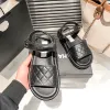 Kanal platt sko sandal plattform sommar toffel pool kvinnor glida utomhus läder casual skor strand sandale designer lyx loafer soliga män mule rese skjutreglage