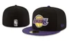 Gemonteerde hoed snapbacks maat hoed basketbal hoed Alle teamlogo-logo heren en dames buiten sport geborduurde katoenen platte schoenen gesloten elastische zon hoed gemengde bestelgroottes 7-8 n11