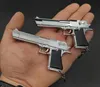 Keychains 13 Desert Eagle Pistol Gun Miniature Model Keychain Full Metal Shell Eloy kan inte skjuta pojke födelsedagsperiod hel1012146