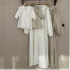 Dostosowane rodzinne ubrania ubrania wiosenne sukienka matka córka bawełniana kobiety córeczka solidne urodziny 240327